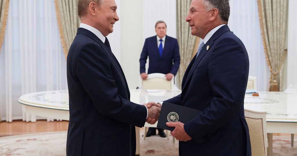 Trump's envoy meets with Putin in Russia as Ukraine ceasefire deadline looms