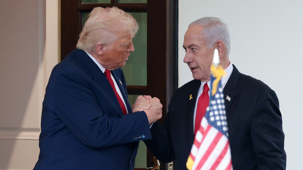 Netanyahu a ‘war hero’ – Trump — RT World News
