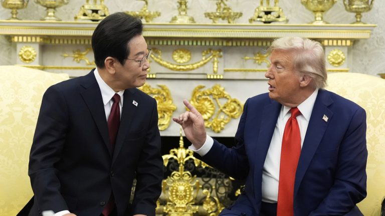 Trump wants to own land under overseas US military bases — RT World News
