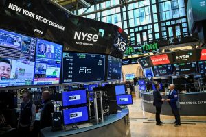US Consumer Inflation Holds At 2.7% As Tariff Worries Persist