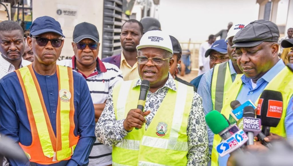 FG threatens to revoke Abuja-Lokoja road contract if not fast-tracked — Daily Nigerian