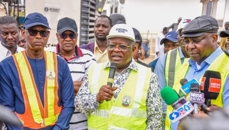 FG threatens to revoke Abuja-Lokoja road contract if not fast-tracked — Daily Nigerian