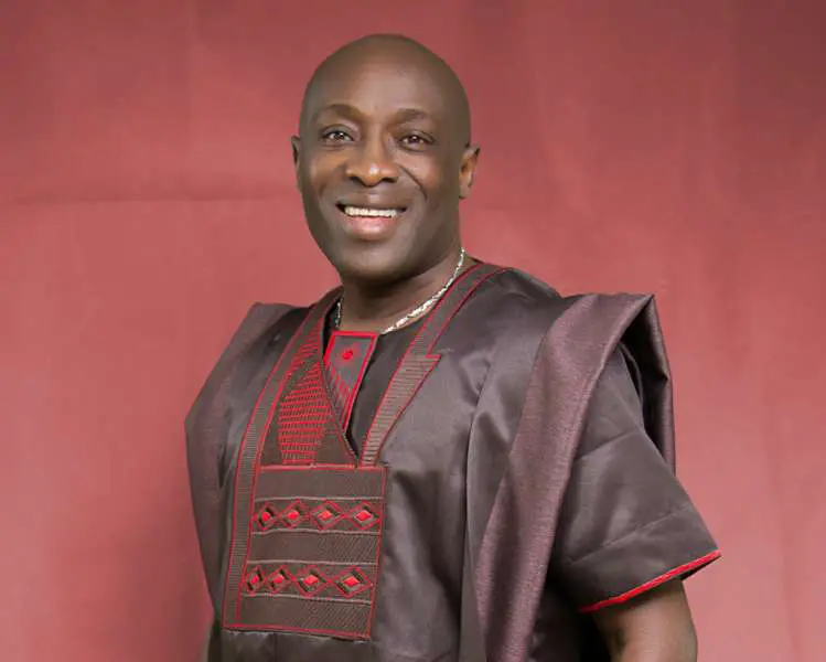 Singer Adewale Ayuba breaks silence over alleged divorce, paternity dispute with wife