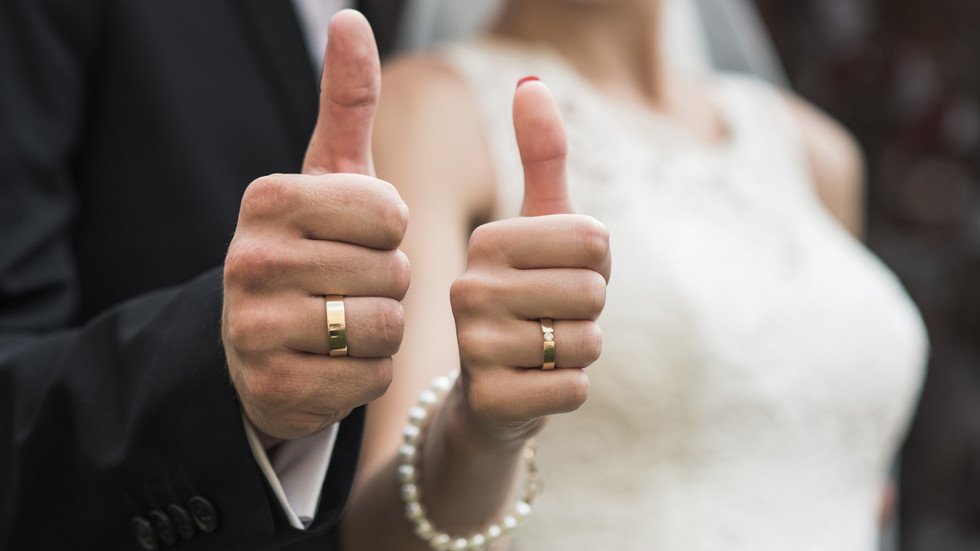 UK health service defends ‘benefits’ of first-cousin marriage — RT World News