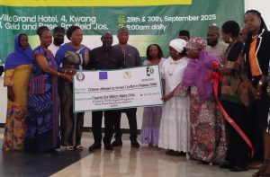 ECOWAS donates N26m, items worth N56m to IDPs in Plateau — Daily Nigerian