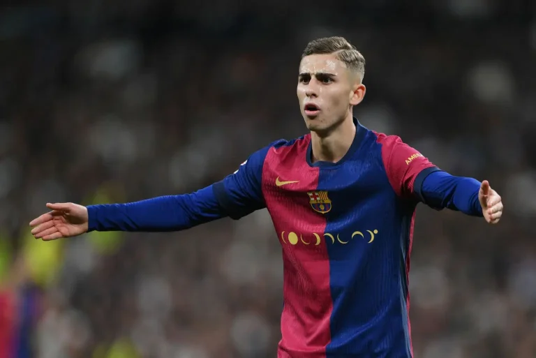 Transfer: Why I didn't leave Barcelona for Chelsea - Lopez