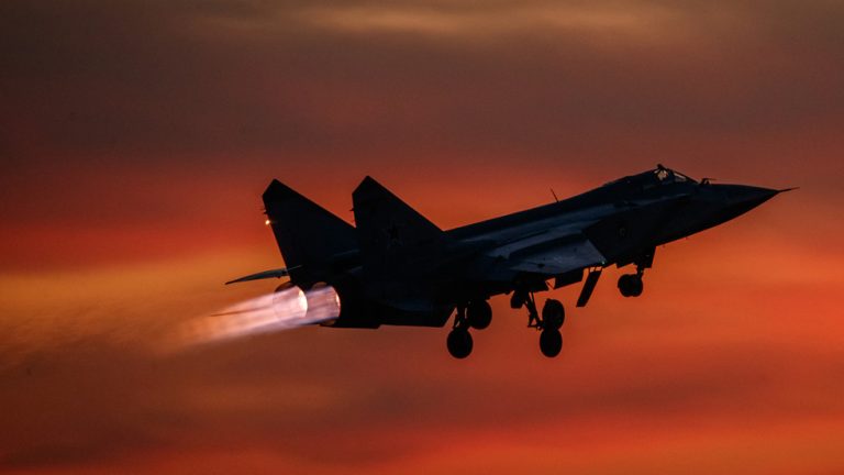 NATO nation’s defense minister calls for shooting down Russian warplanes — RT World News