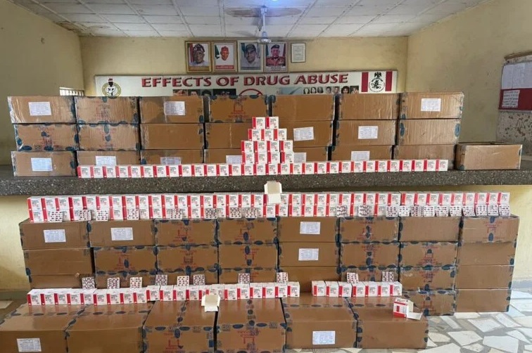 NDLEA hands over 450,000 seized Pregabalin capsules to NAFDAC in Kano — Daily Nigerian