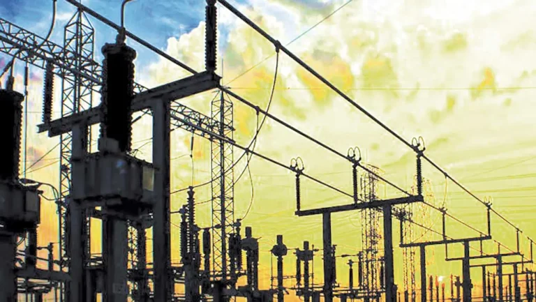 National Grid: Nigerian govt threatens to disconnect GenCos, gives reason