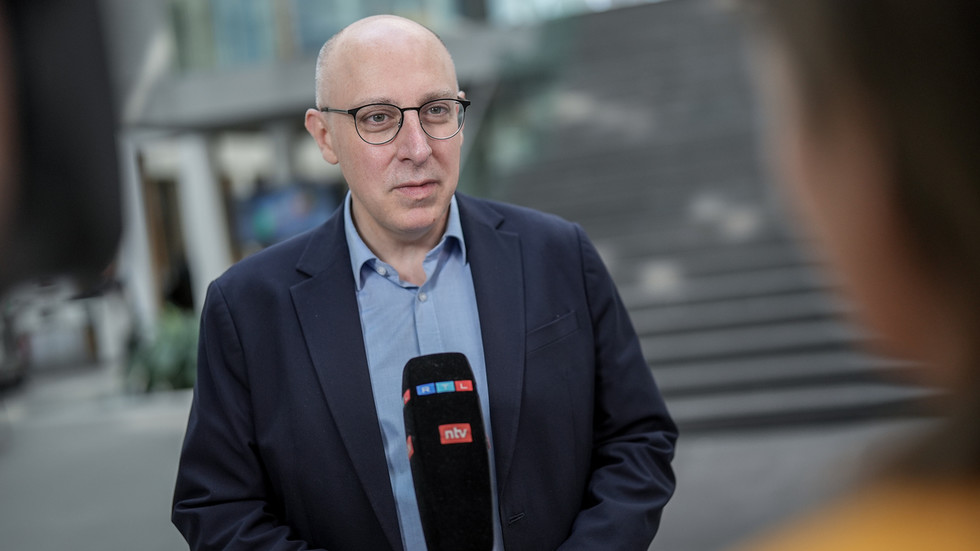 Senior German official urges intel reform to counter ‘Russian threat’ — RT World News