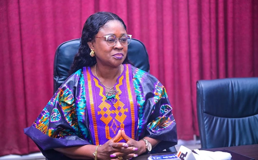 Anambra head teacher suspended for hosting political rally Anambra head-teacher suspended for allowing political rally in school — Daily Nigerian