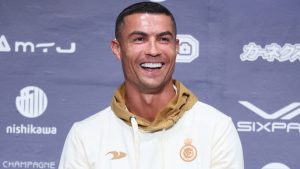 Cristiano Ronaldo Becomes Billionaire After Saudi Deal 300x169