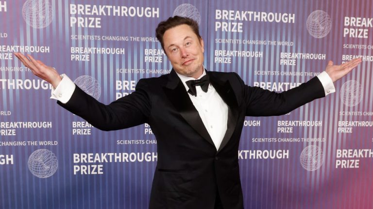 Musk becomes first person worth $500 billion – Forbes — RT Business News