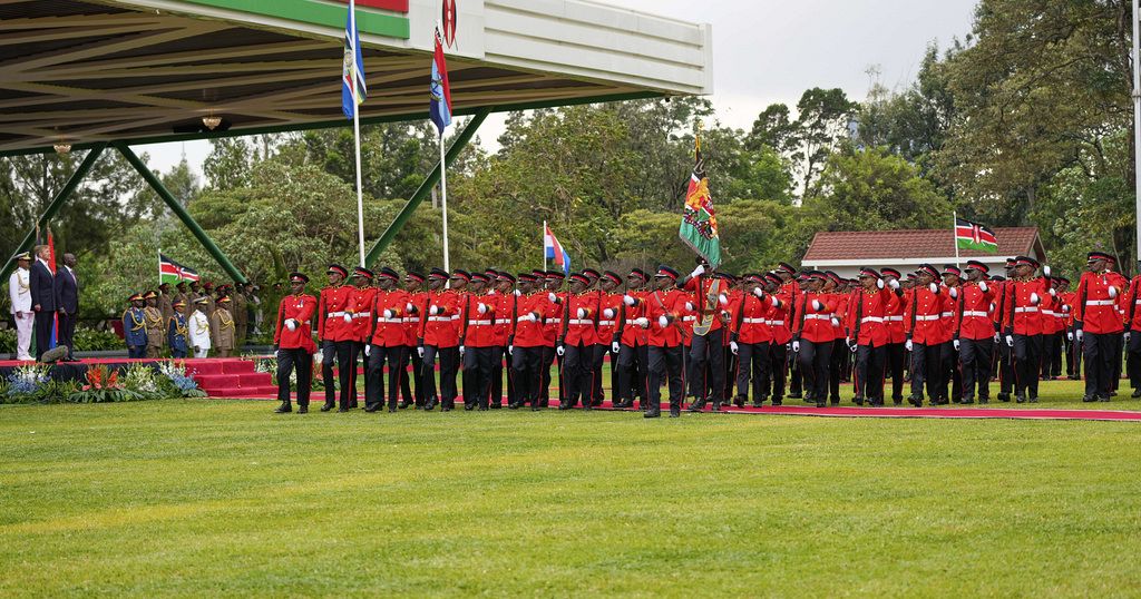 Kenyan guard killed in attack outside Presidential office