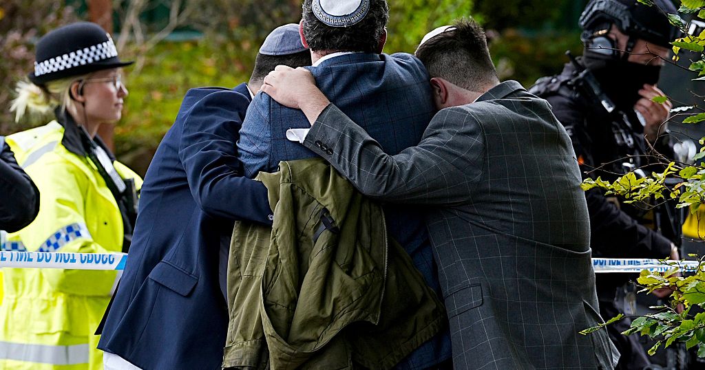 Police name two victims of Manchester synagogue attack