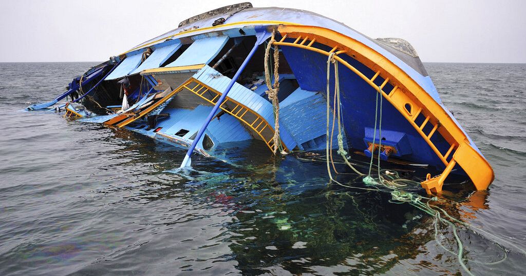 40 migrants, including infants, die in boat sinking off Tunisia
