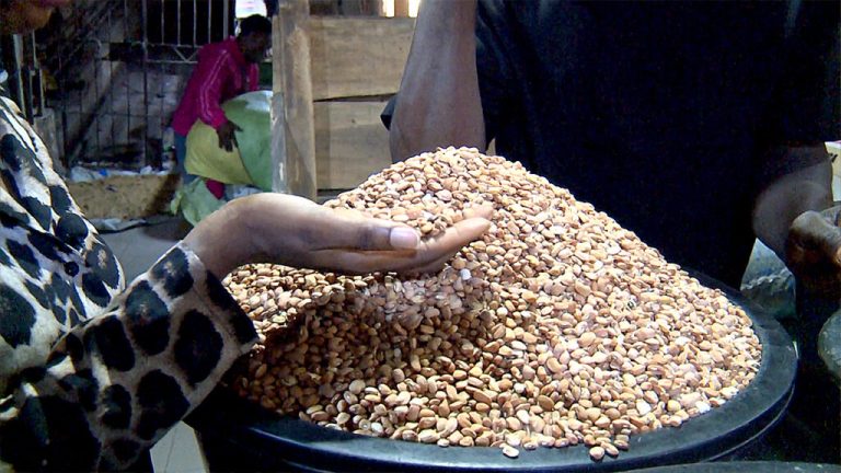 VIDEO: Lagos Traders, Shoppers Groan Despite Falling Inflation
