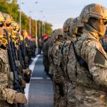 Poland deploys troops to German and Lithuanian borders — RT World News
