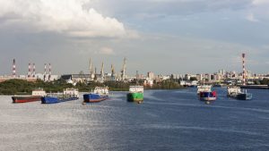Russian oil keeps flowing despite US pressure – Bloomberg — RT Business News