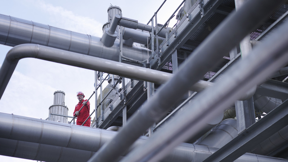 Britain faces winter gas shortages – FT — RT Business News