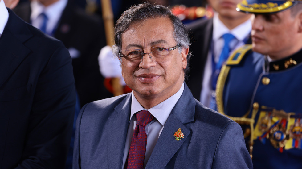 US sanctions Colombian President Gustavo Petro over drug cartels US sanctions Colombian president — RT World News