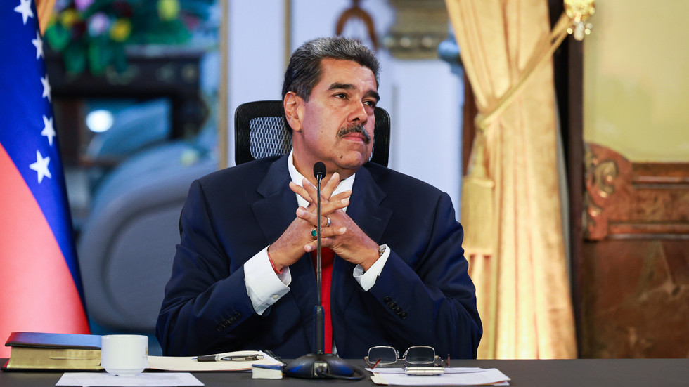 Maduro offered US sweeping economic concessions – NYT — RT World News