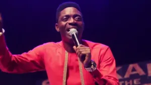 Comedian Destalker Reveals Past Attempt At Internet Fraud 300x169