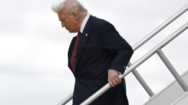 Trump admin threatens to cancel thousands of flights if shutdown continues, just in time for Thanksgiving