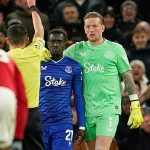 Everton’s Idrissa Gueye sent off for slapping teammate