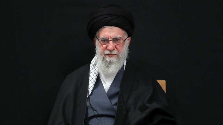 Iranian spy chief accuses US and Israel of plotting to assassinate Khamenei – media — RT World News