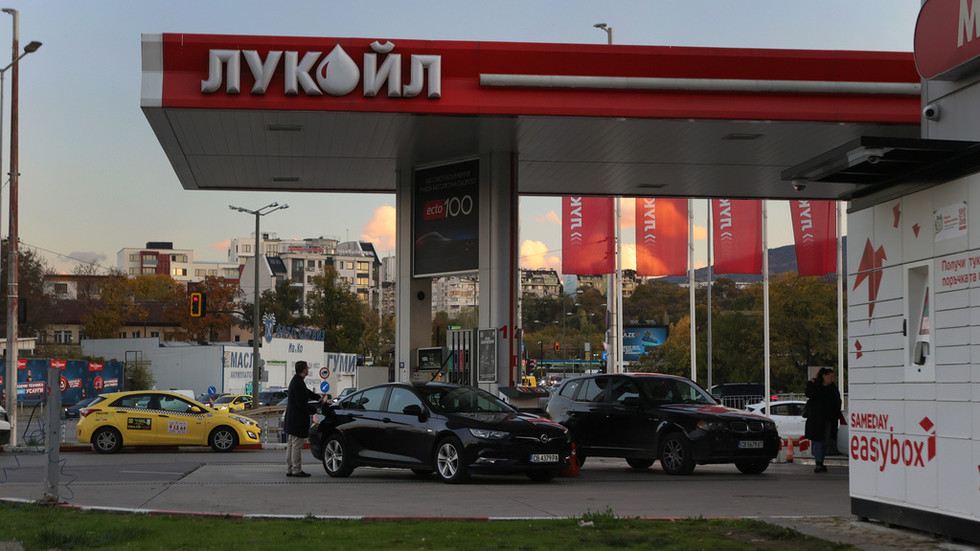 EU nation limits fuel exports to bloc members amid Lukoil sanctions — RT Business News