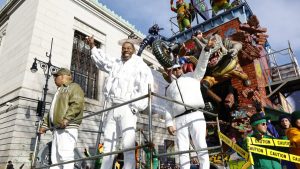 Macys Thanksgiving Parade Features Busta Rhymes And Surprises 300x169