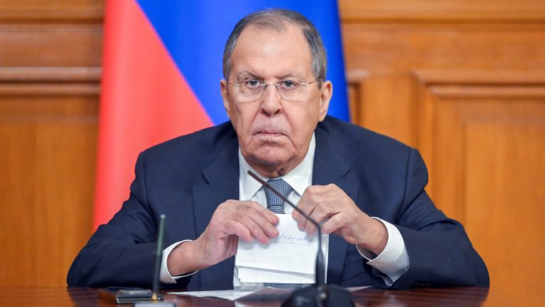 Lavrov denounces leak of Trump’s draft peace proposal — RT World News