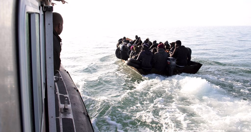 Tunisia repatriates thousands of migrants amid mediterranean migration pressure