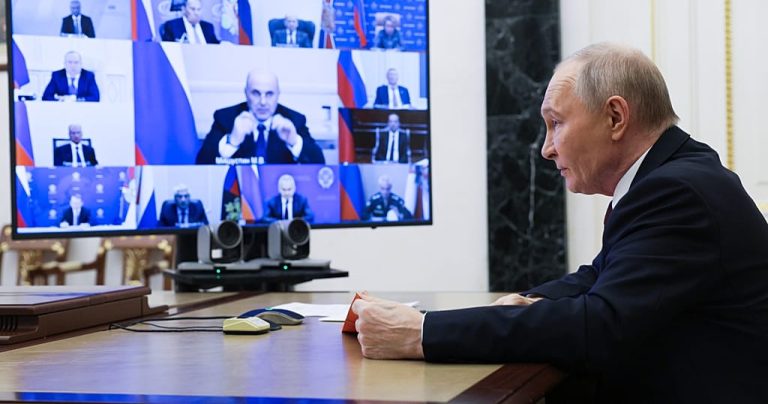 Putin signals openness to US peace proposal as Ukraine warns of pivotal moment