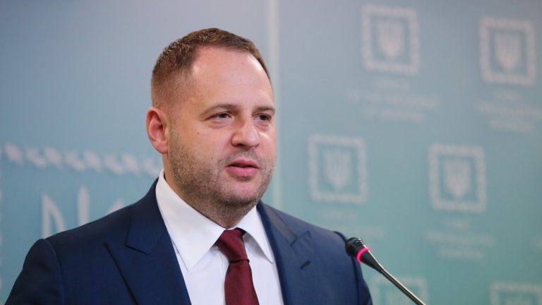 Zelensky’s right-hand man is gone, offering hope for peace — RT World News