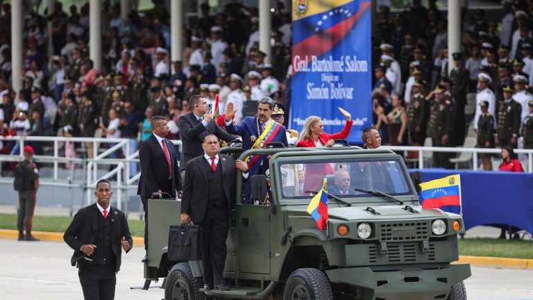 Venezuela seeking military aid from Russia, China and Iran – WaPo — RT World News
