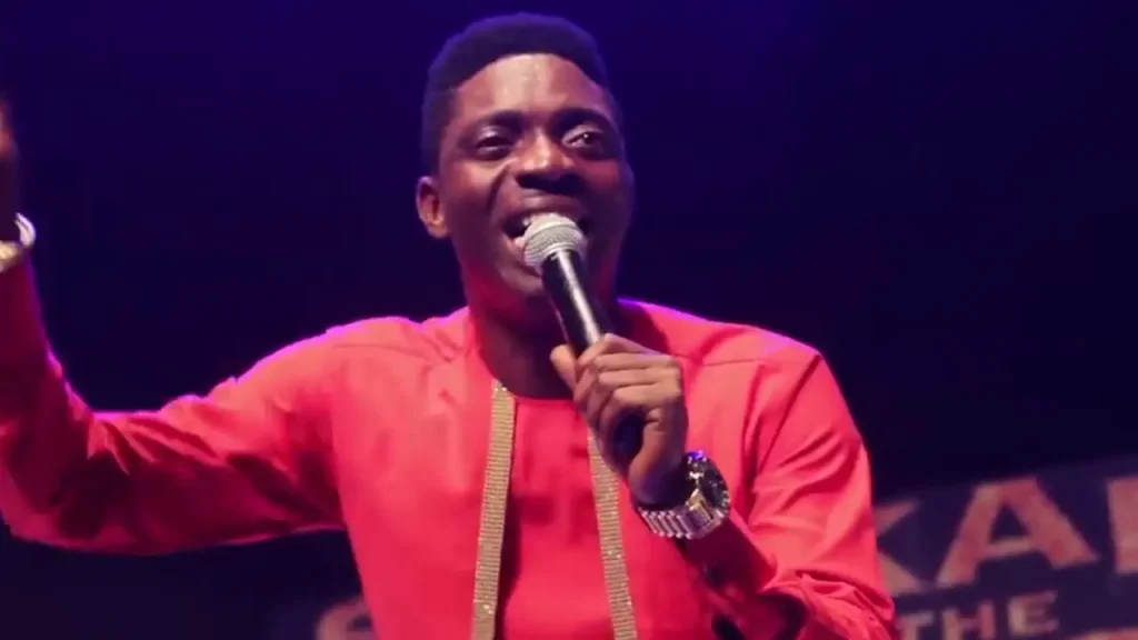 I became a comedian after failing at internet fraud - Destalker