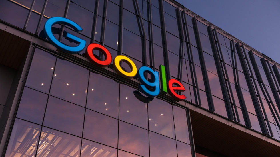 Google sued for using AI to snoop on users — RT Business News