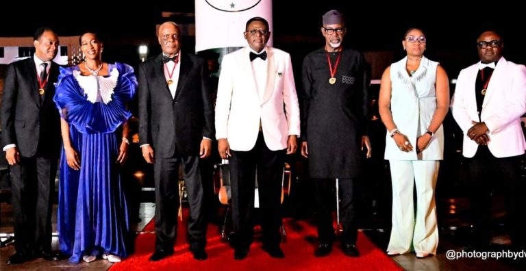 Gov Otu Unites Cross River Leaders at Xmas Tree Lighting