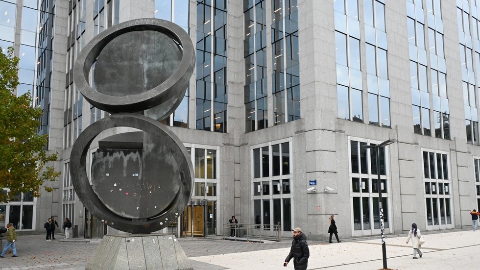 Member states step up opposition to EU seizing Russian funds – Politico — RT World News