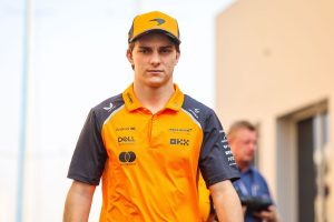 F1 Abu Dhabi GP Piastri To Miss FP1 Session 300x200