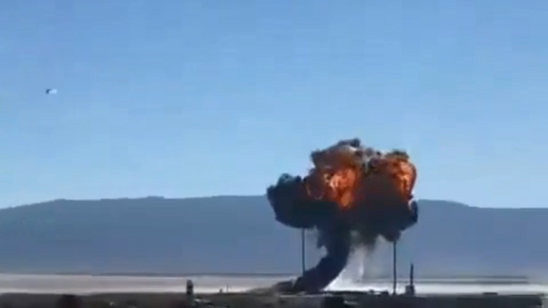 US F-16 crashes in California (VIDEO) — RT World News