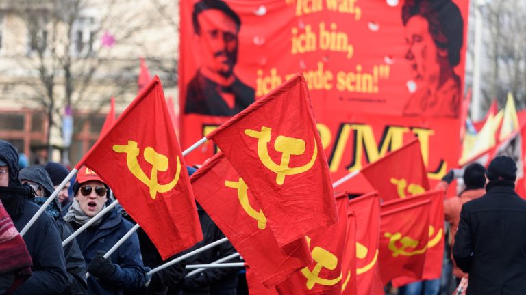 German communists’ bank accounts terminated — RT World News