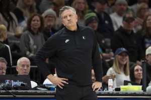 Timberwolves Coach Chris Finch Blasts Referees After Loss 300x200