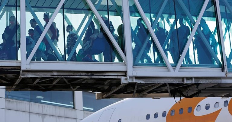 US to deport 15 Kenyans convicted of crimes