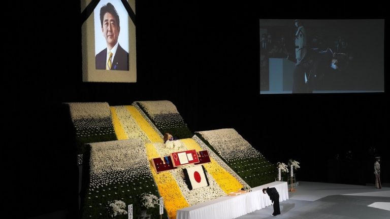 Assassin of ex-Japanese PM jailed for life — RT World News