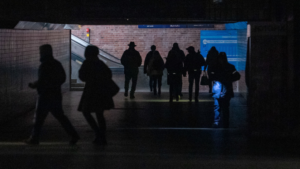 Climate extremists claim responsibility for blackout affecting 50,000 households — RT World News