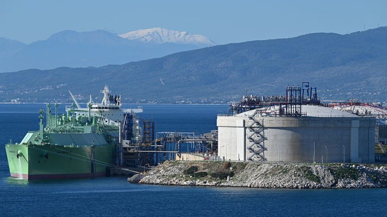 EU depletes gas reserves faster than usual – Bloomberg — RT Business News