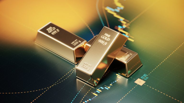 Gold hits record high — RT Business News